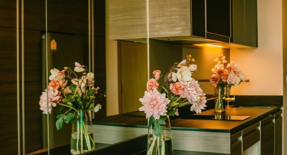 Condo en alquiler de 1 habitaciones en Khlong Toei, Bangkok