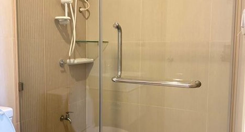 For rent 2 ベッドルーム condo in Bang Sue, Bangkok