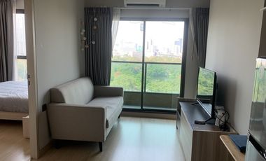 Condo en alquiler de 2 habitaciones en Watthana, Bangkok