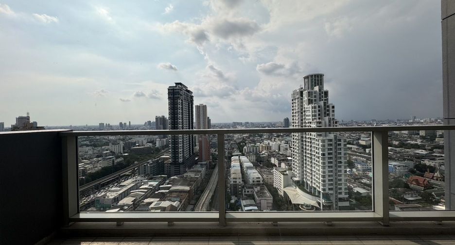 Wohnung zur Miete mit 2 Zimmer in Sathon, Bangkok