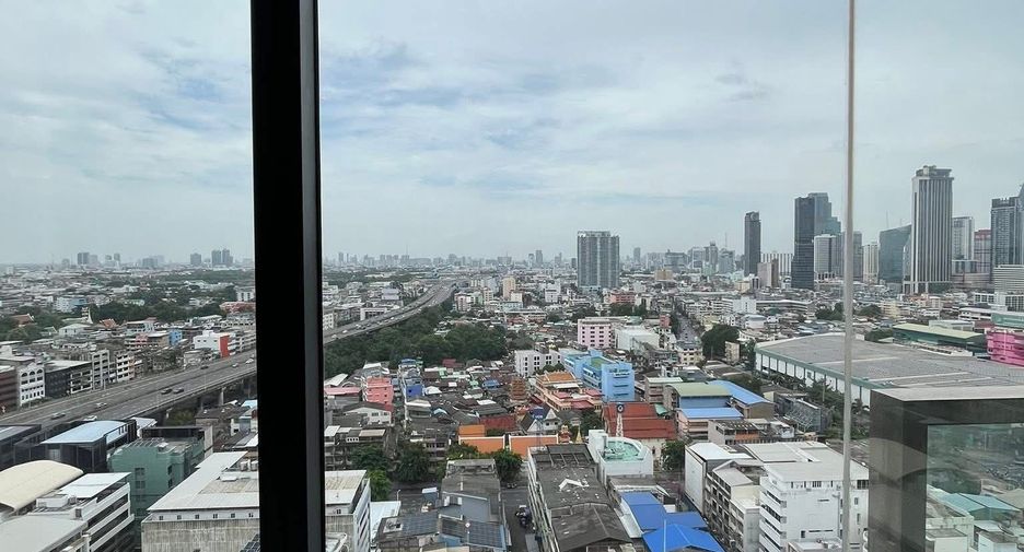 For rent 1 bed condo in Pathum Wan, Bangkok