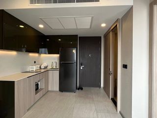 For rent 1 bed condo in Pathum Wan, Bangkok