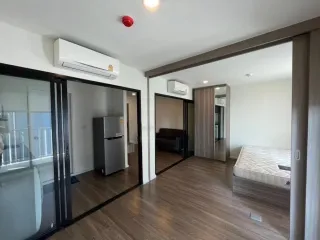 For rent 2 ベッドルーム condo in Khan Na Yao, Bangkok