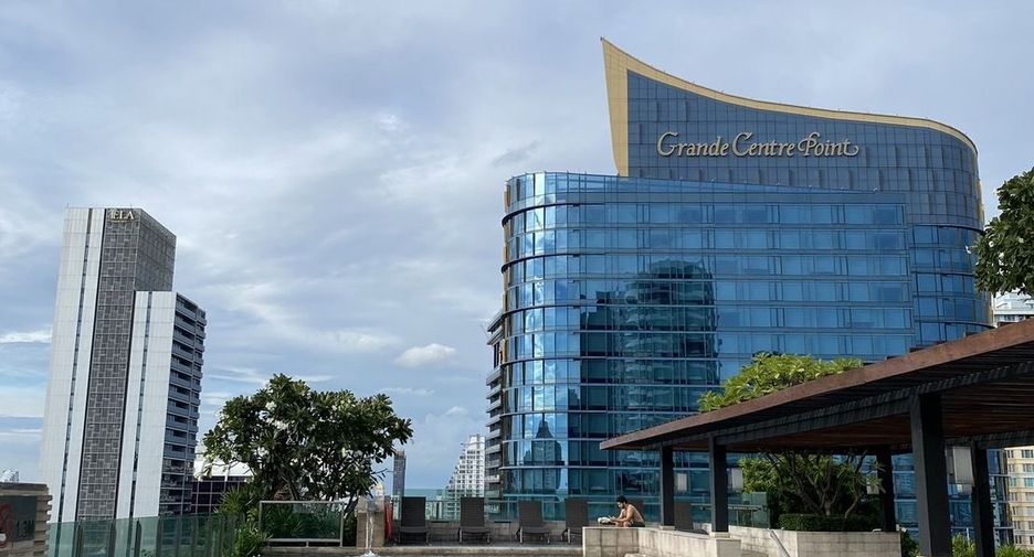For rent 1 bed condo in Khlong Toei, Bangkok