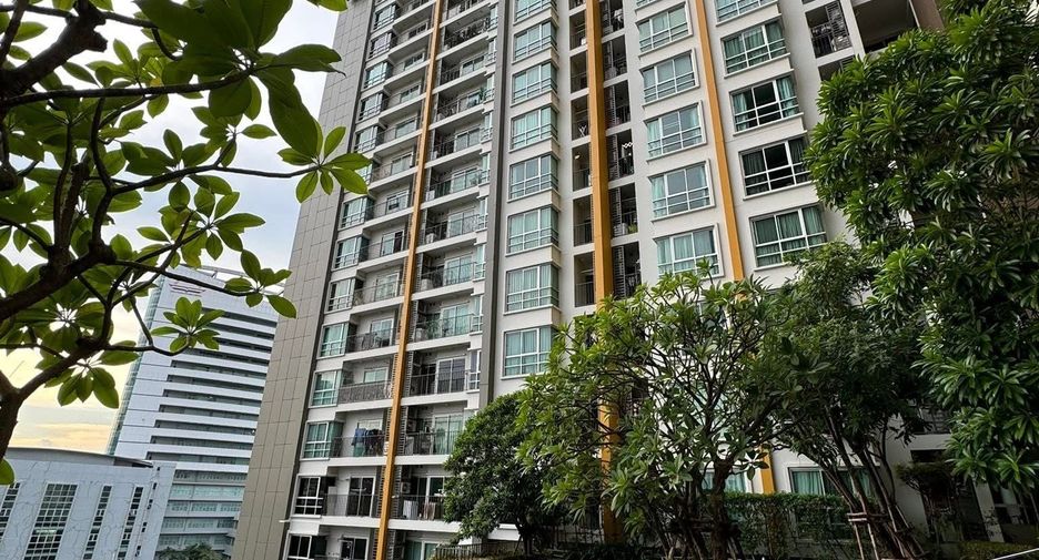 For rent 1 bed condo in Phaya Thai, Bangkok