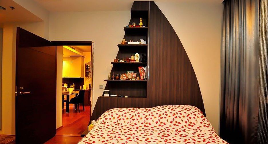 For rent 1 bed condo in Watthana, Bangkok