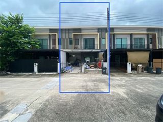 Reihenhaus zur Miete mit 4 Zimmer in Suan Luang, Bangkok