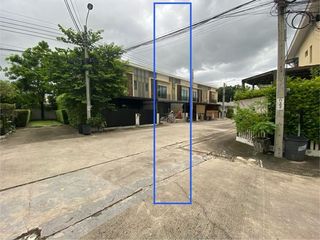 Reihenhaus zur Miete mit 4 Zimmer in Suan Luang, Bangkok