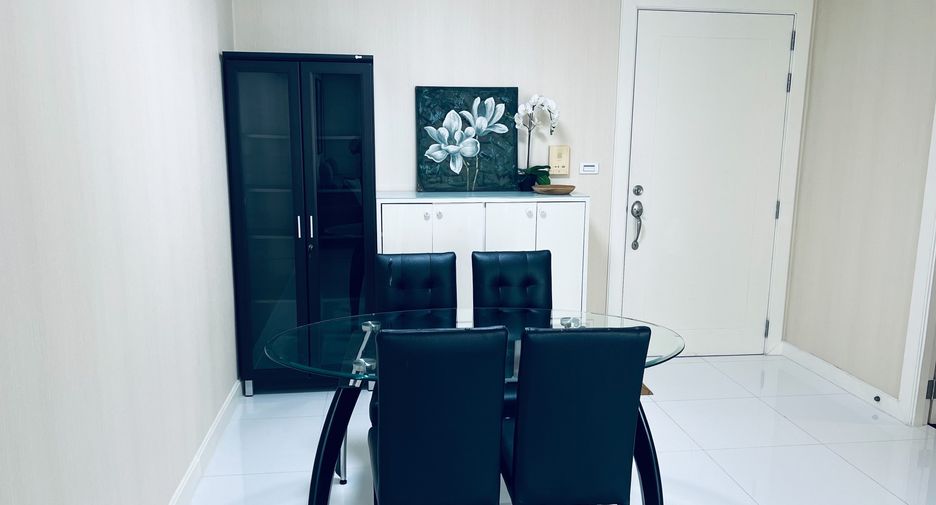 Wohnung zur Miete mit 2 Zimmer in Watthana, Bangkok