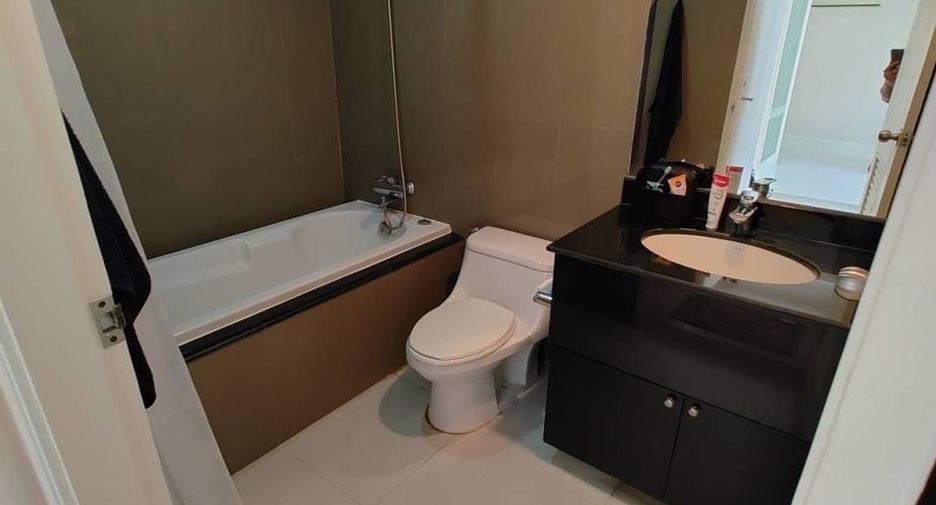 Wohnung zur Miete mit 2 Zimmer in Watthana, Bangkok