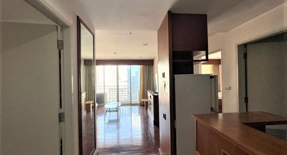 For rent 1 bed condo in Watthana, Bangkok