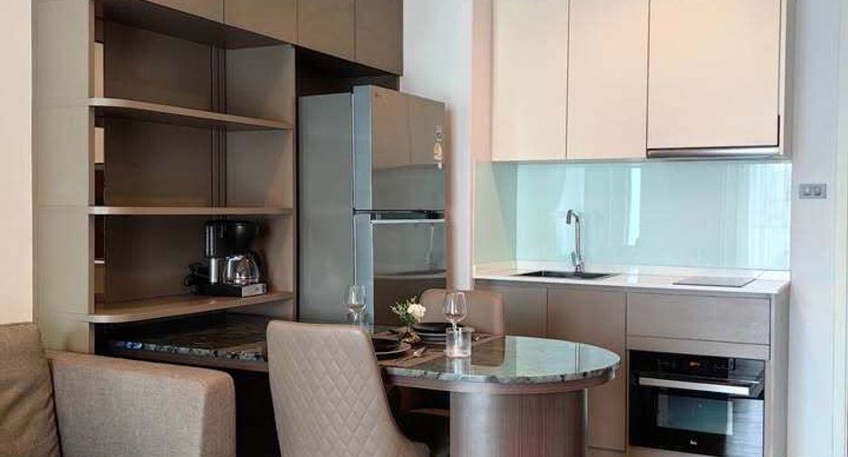For rent 1 bed condo in Watthana, Bangkok