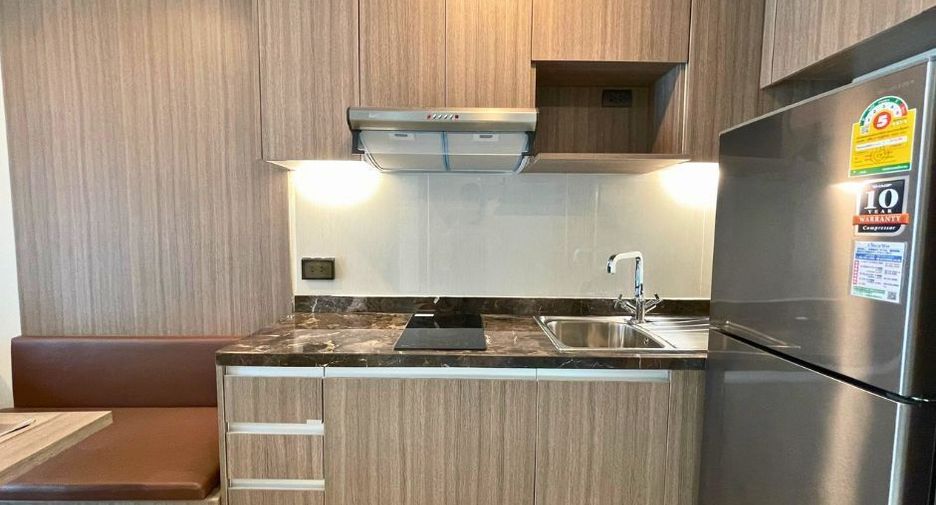 Wohnung zur Miete mit 1 Zimmer in Watthana, Bangkok