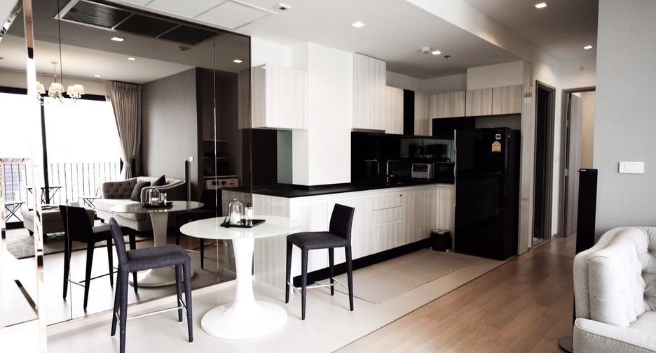 For rent 2 bedrooms condo in Watthana, Bangkok