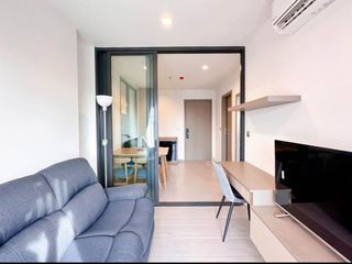 Condo en alquiler de 1 habitaciones en Huai Khwang, Bangkok