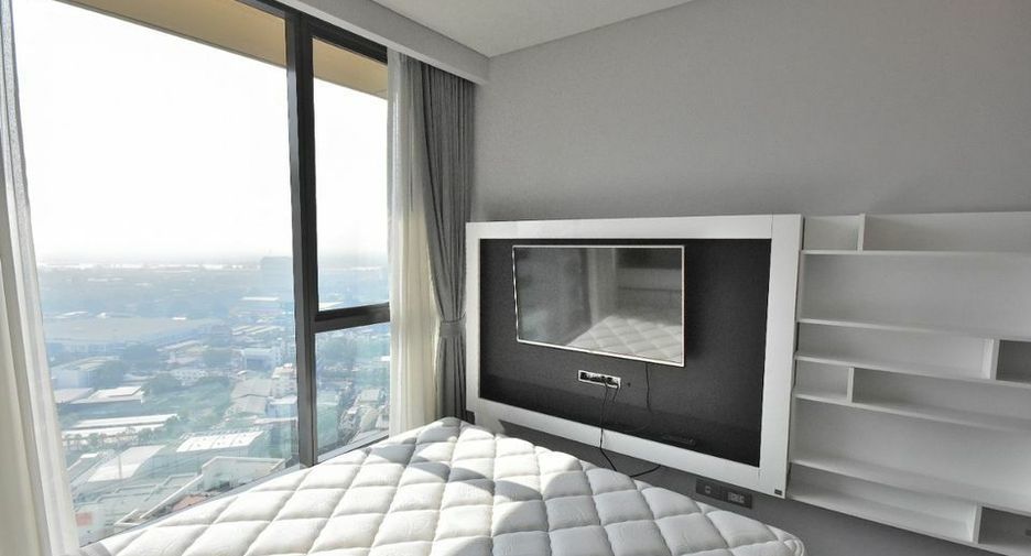For rent 2 bedrooms condo in Khlong Toei, Bangkok