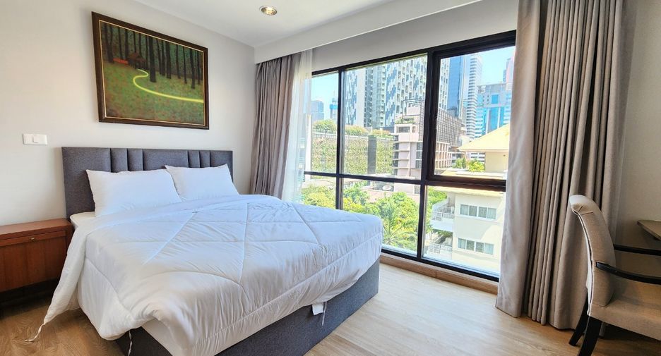 For rent 3 bedrooms condo in Sathon, Bangkok