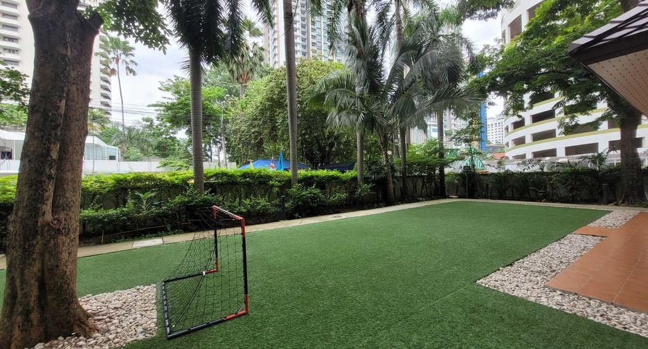 For rent 3 ベッドルーム condo in Watthana, Bangkok
