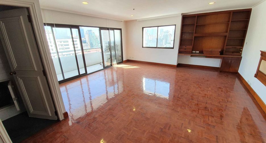 For rent 3 ベッドルーム condo in Watthana, Bangkok