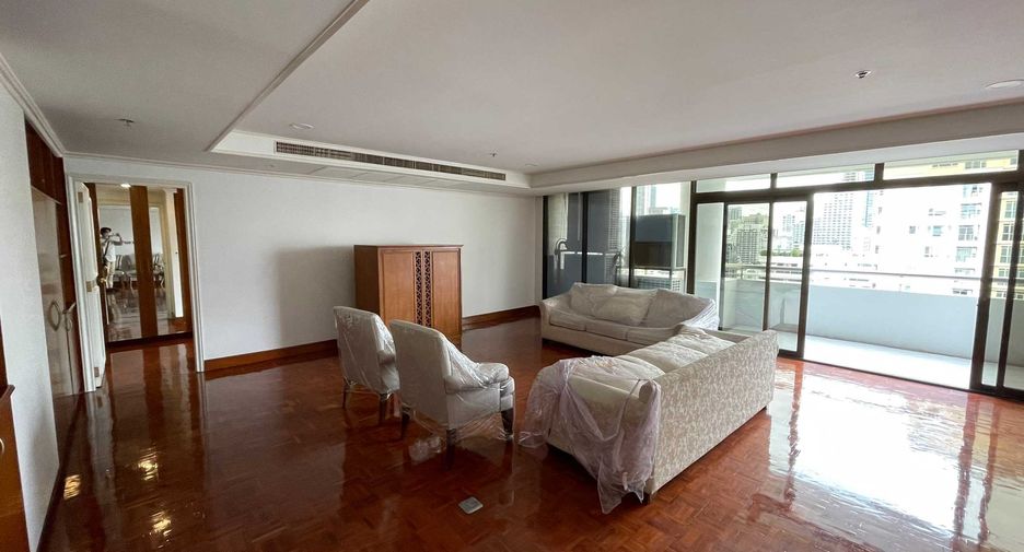 For rent 3 ベッドルーム condo in Watthana, Bangkok