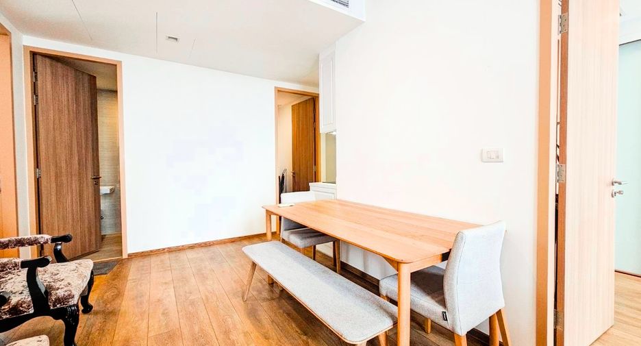 For rent 3 bedrooms condo in Watthana, Bangkok