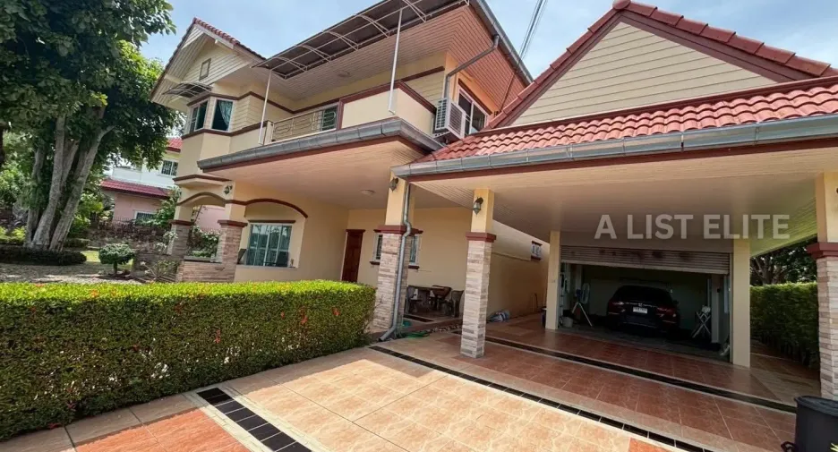 For sale 3 bedrooms house in Bang Lamung, Chonburi