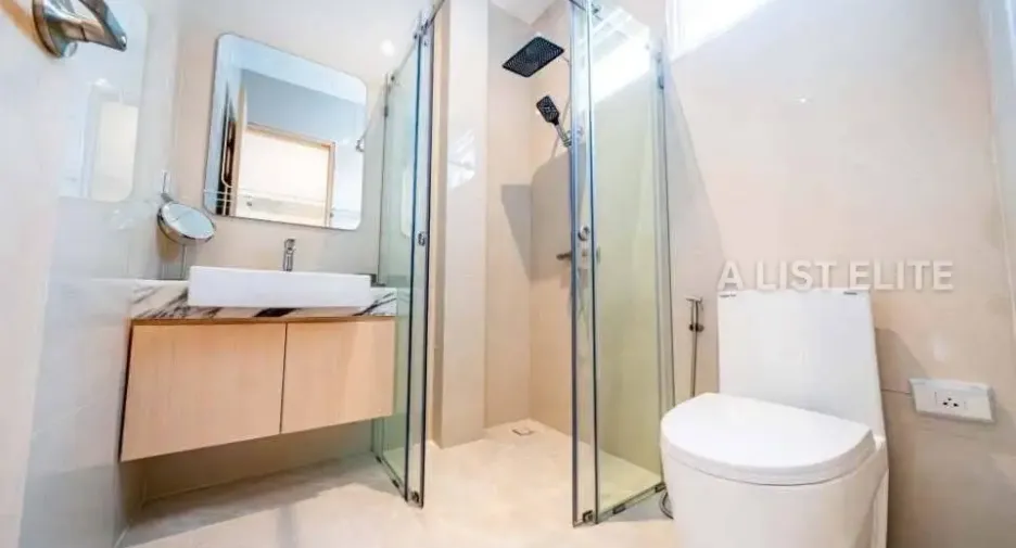 For rent 4 bedrooms house in Bang Lamung, Chonburi