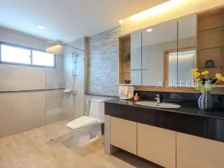 À louer 3 chambres maison à Bang Lamung, Chonburi