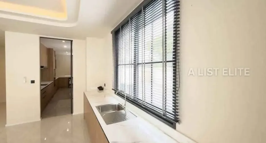For rent 4 bedrooms house in Bang Lamung, Chonburi