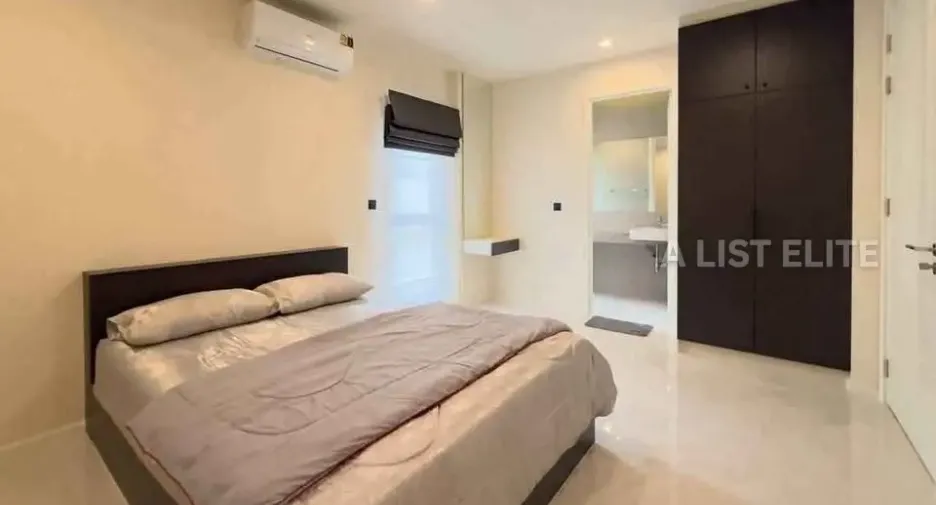 For rent 4 bedrooms house in Bang Lamung, Chonburi