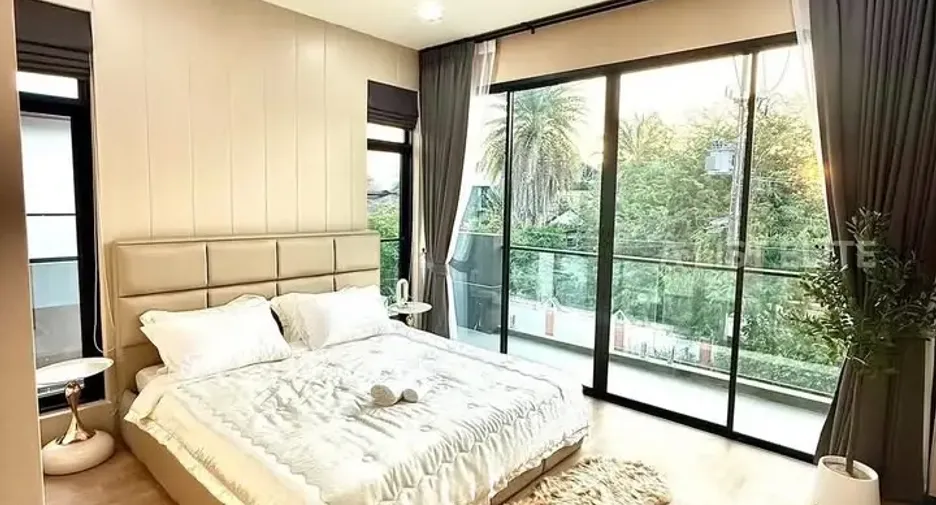 For rent 3 bedrooms house in Bang Lamung, Chonburi