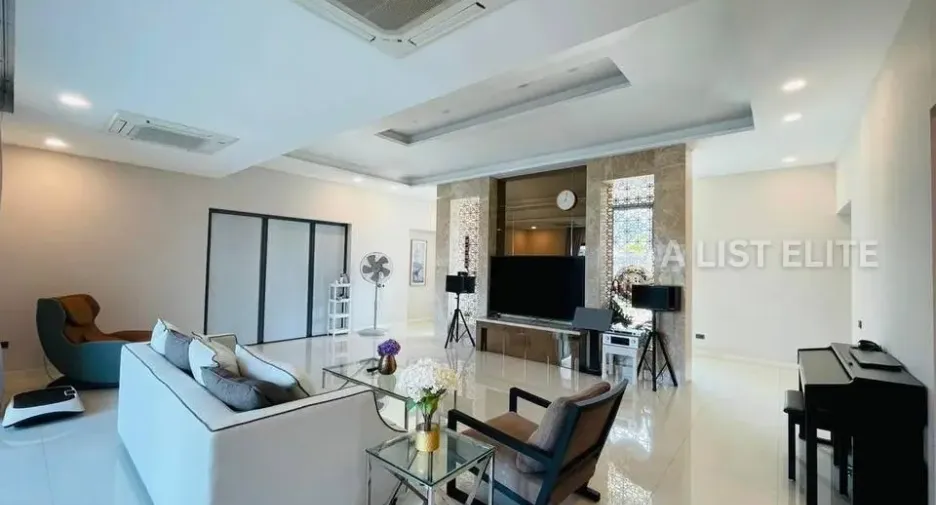 For rent 3 bedrooms house in Bang Lamung, Chonburi