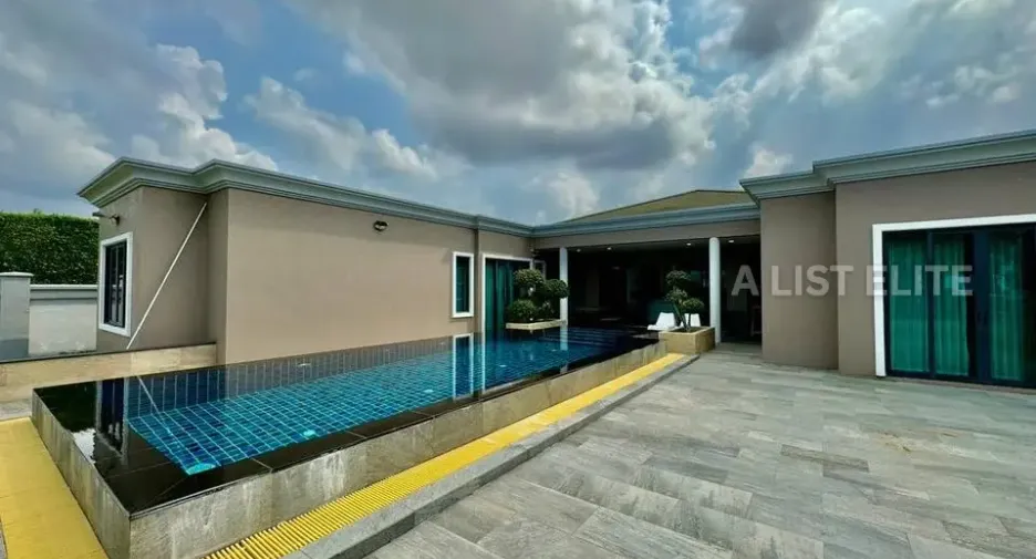 For rent 3 bedrooms house in Bang Lamung, Chonburi