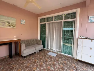 À vendre 2 chambres maison de ville à Bang Lamung, Chonburi