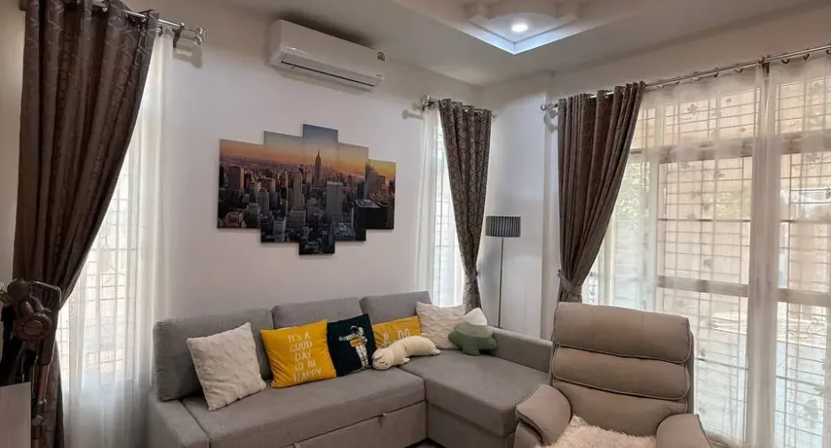 Reihenhaus zum Kauf mit 2 Zimmer in Bang Lamung, Chonburi