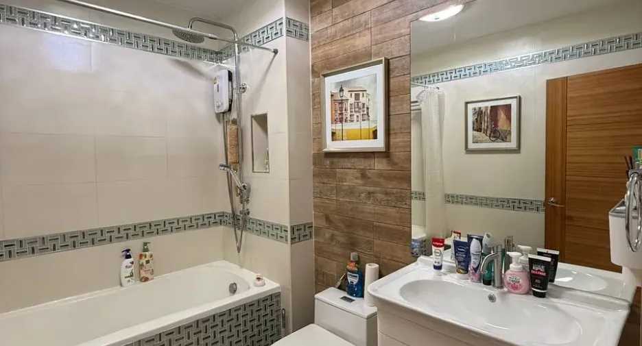 Reihenhaus zum Kauf mit 2 Zimmer in Bang Lamung, Chonburi