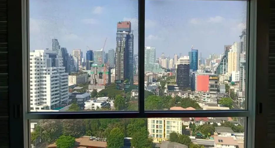 For rent 3 bedrooms condo in Watthana, Bangkok