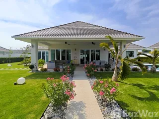 For sale 3 bedrooms villa in Hua Hin, Prachuap Khiri Khan