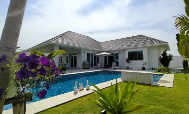 For sale 3 bedrooms villa in Hua Hin, Prachuap Khiri Khan