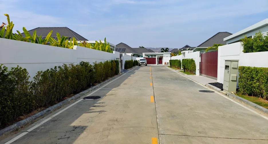 For sale 3 bedrooms villa in Hua Hin, Prachuap Khiri Khan