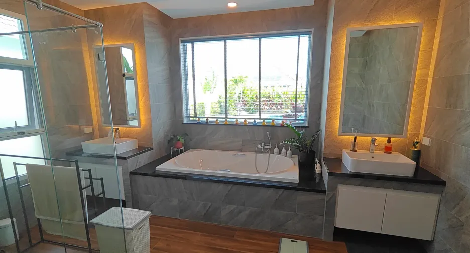 For sale 3 bedrooms villa in Hua Hin, Prachuap Khiri Khan