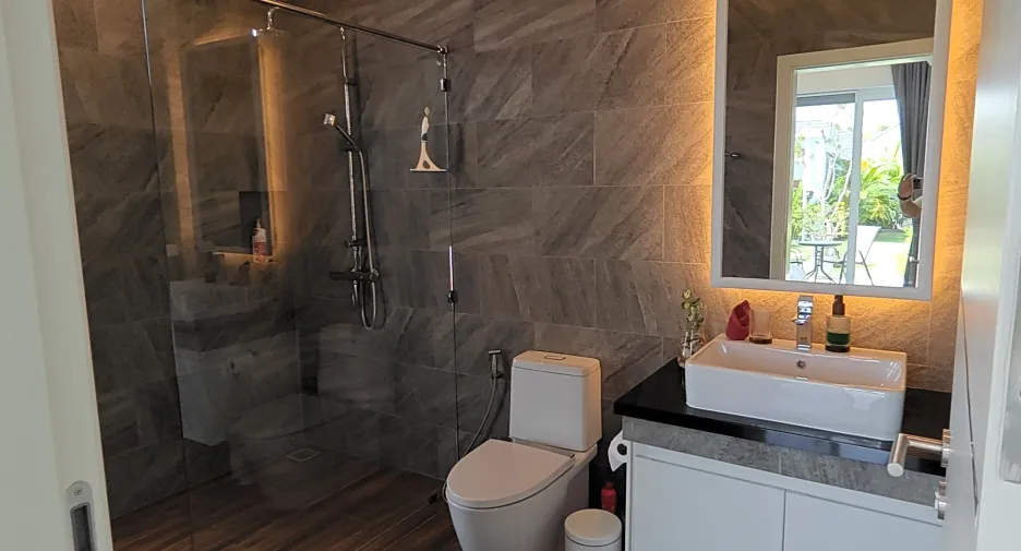 For sale 3 bedrooms villa in Hua Hin, Prachuap Khiri Khan