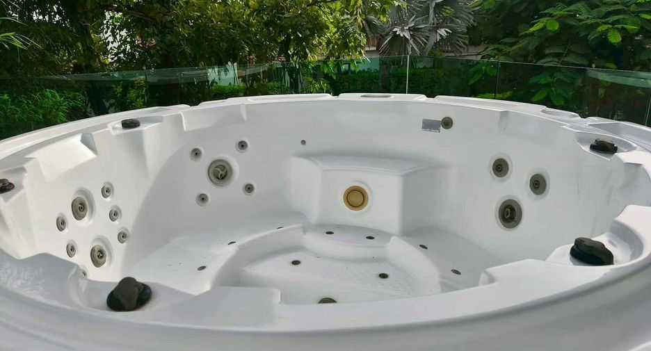 For sale and for rent 3 bedrooms villa in Hua Hin, Prachuap Khiri Khan