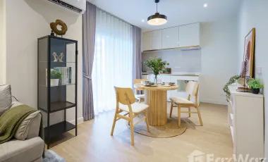 For sale 2 bedrooms condo in Khlong Toei, Bangkok