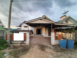 À vendre 1 chambre maison de ville à Pluak Daeng, Rayong