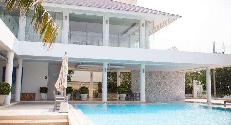 For sale 3 bedrooms villa in Bang Lamung, Chonburi