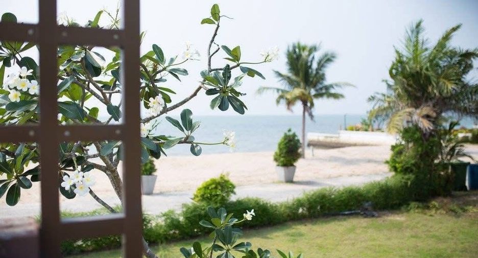 For sale 3 bedrooms villa in Bang Lamung, Chonburi
