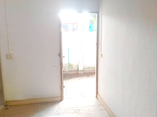 À vendre 3 chambres maison de ville à Pluak Daeng, Rayong