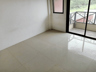 Casa adosada en venta de 1 habitaciones en Pluak Daeng, Rayong