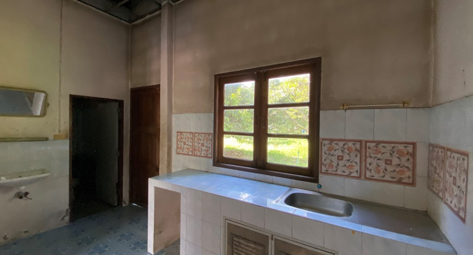 For sale 2 ベッドルーム house in Mueang Rayong, Rayong